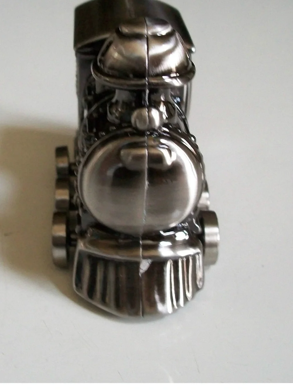 Number Dial TRAIN ENGINE CLOCK Mini collectible Desk Clock With Box